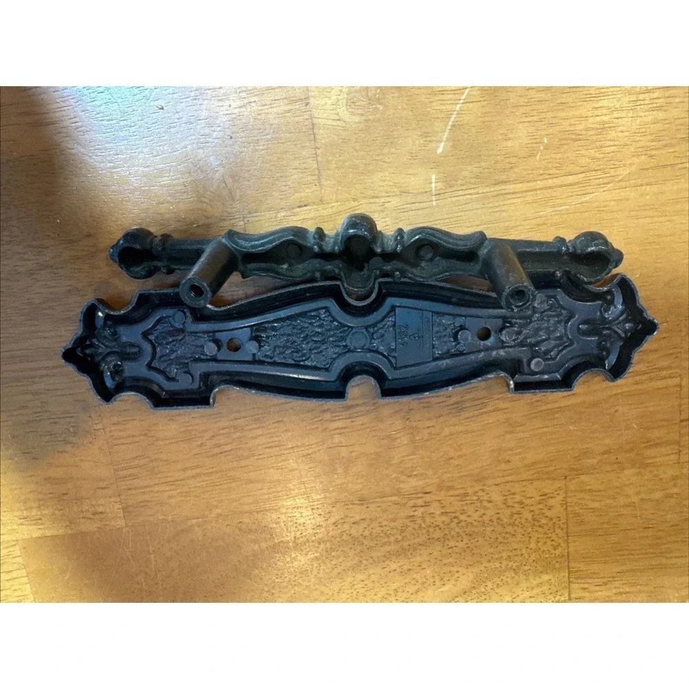 Vintage Hardware Backplate and Drawer Pull Cabinet Handle Antique